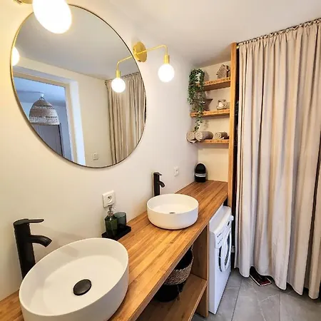 Cocon Nature Montpellier - Jacuzzi & Sauna - 300m Du Tramway Apartment